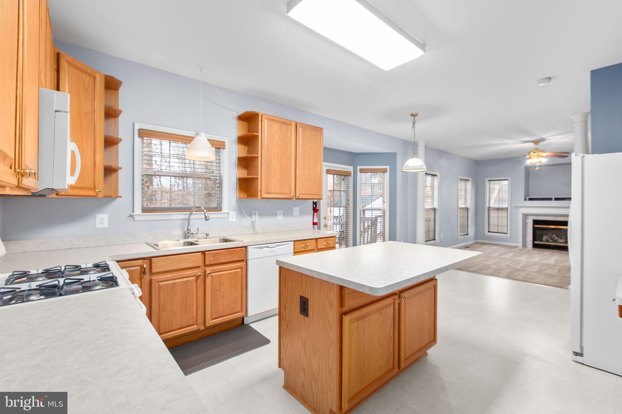 12 BELLS RIDGE DRIVE