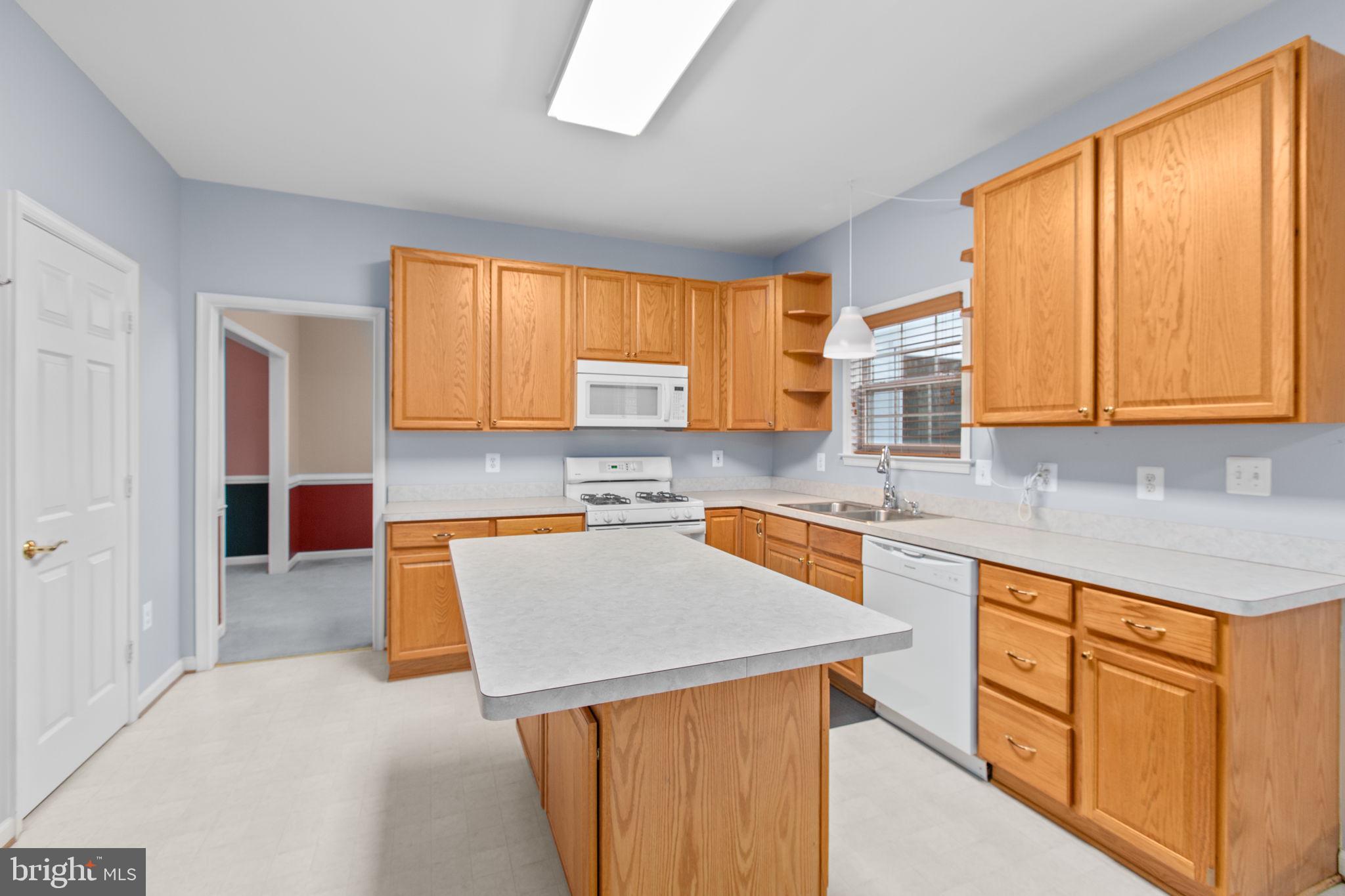 12 BELLS RIDGE DRIVE