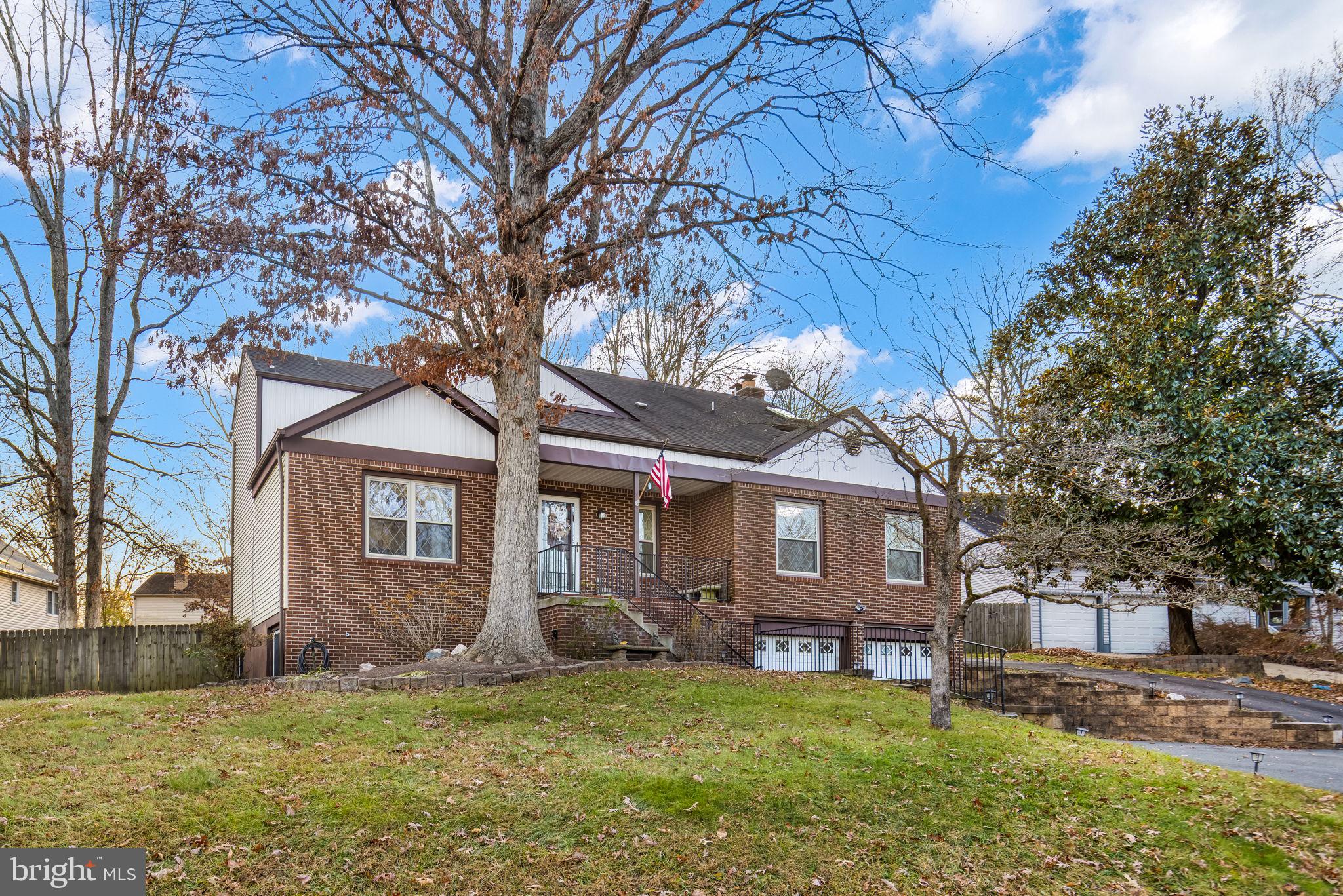 112 OAKWOOD DRIVE
