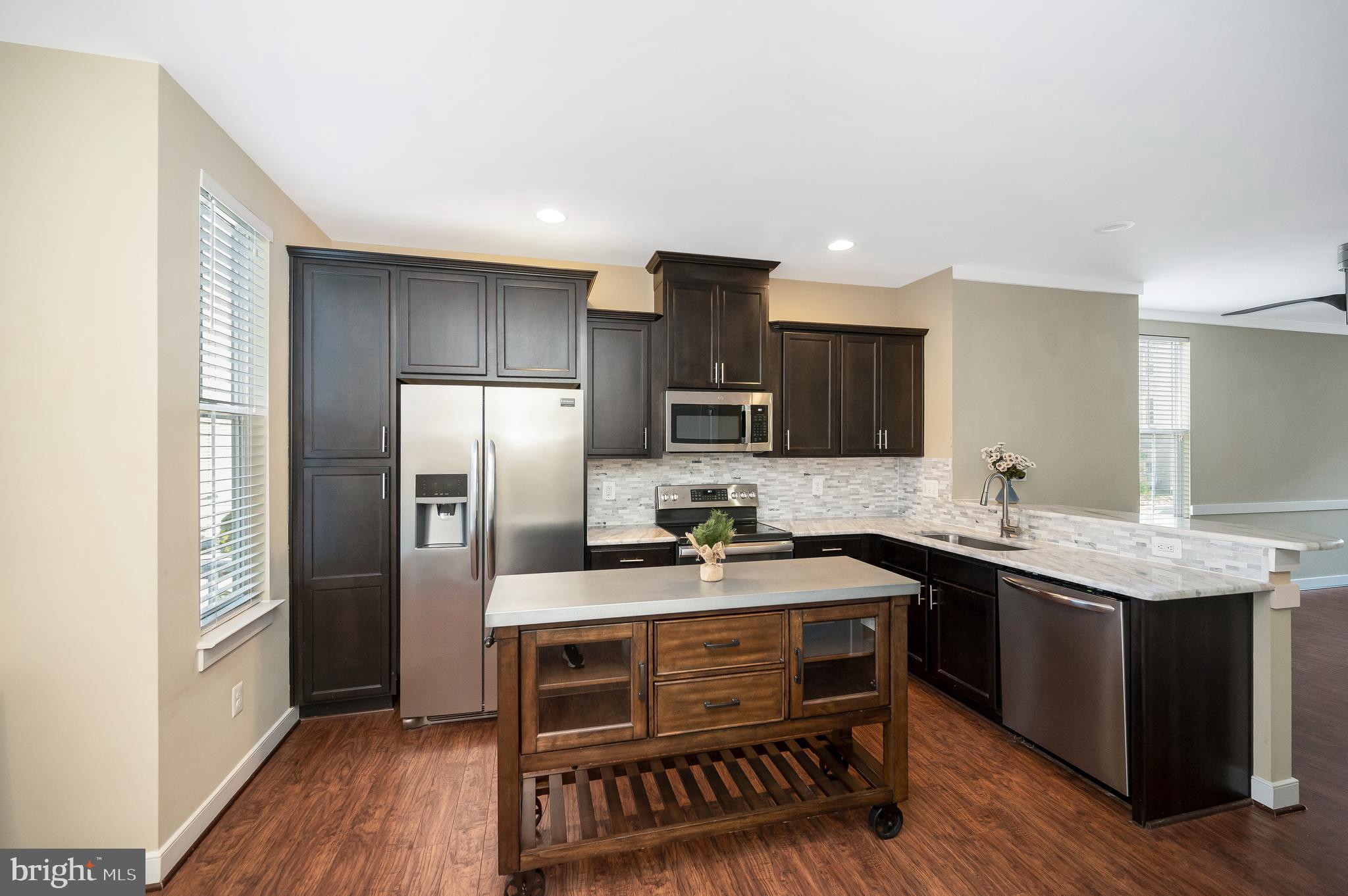 100 NESTORS PLACE 601