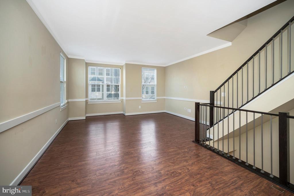 100 NESTORS PLACE 601