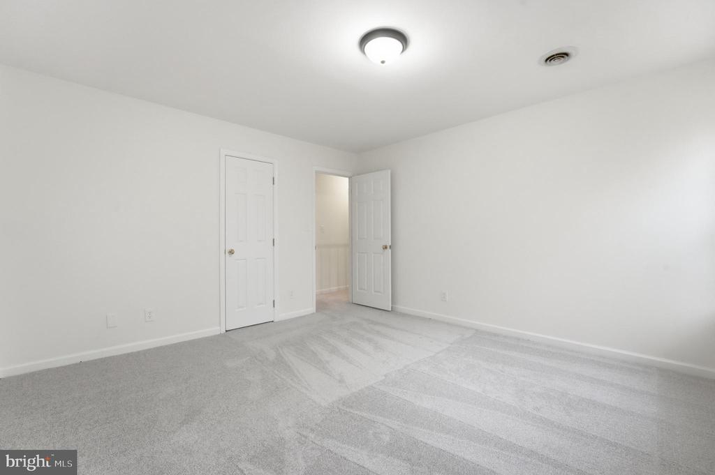 61 HOOVLER LANE