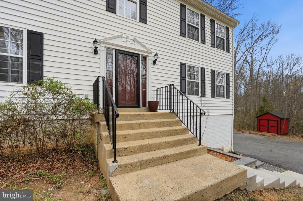 61 HOOVLER LANE