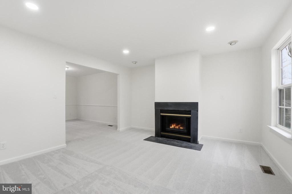 61 HOOVLER LANE