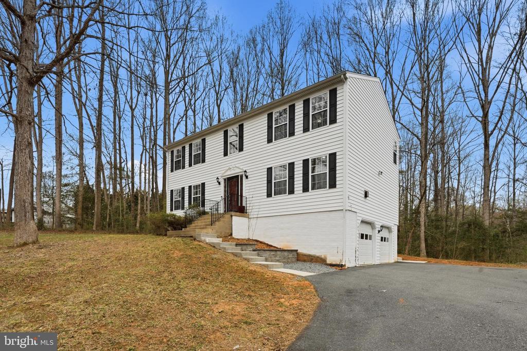 61 HOOVLER LANE