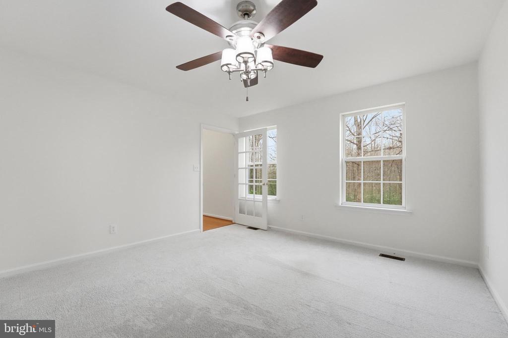 61 HOOVLER LANE
