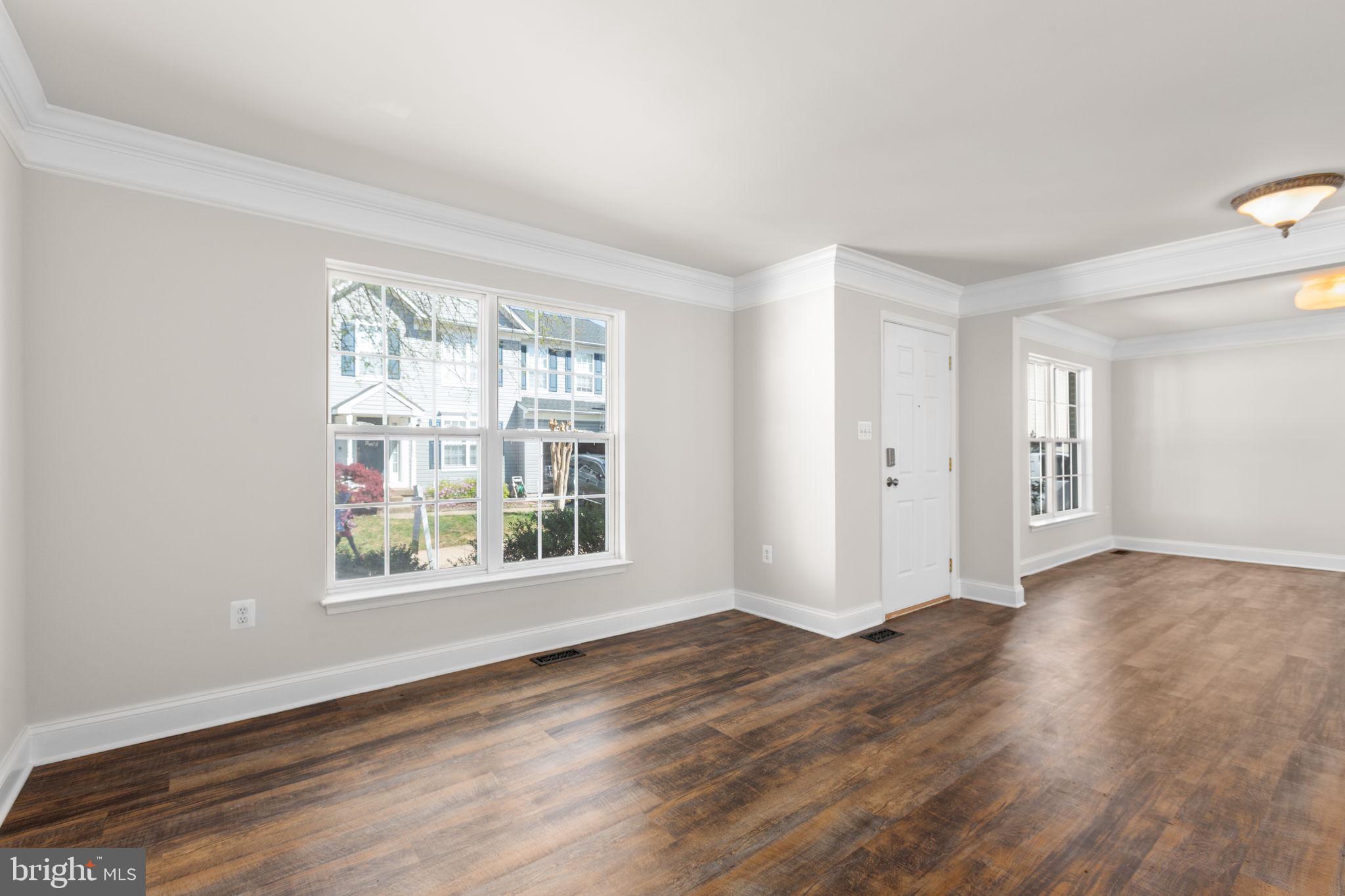 6 GLEN OAK ROAD