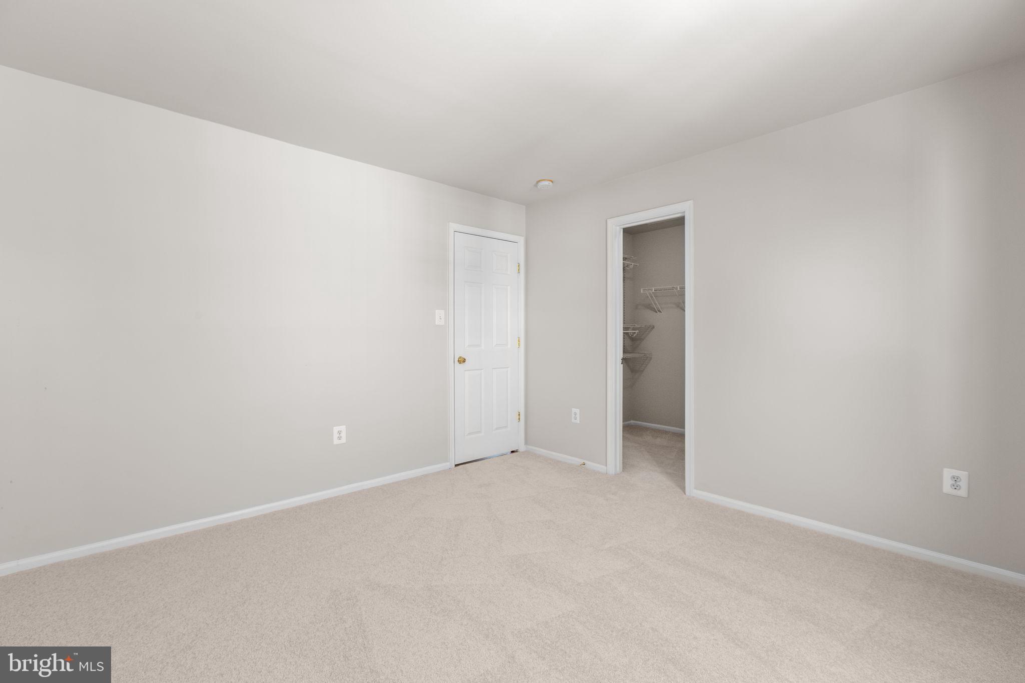 6 GLEN OAK ROAD