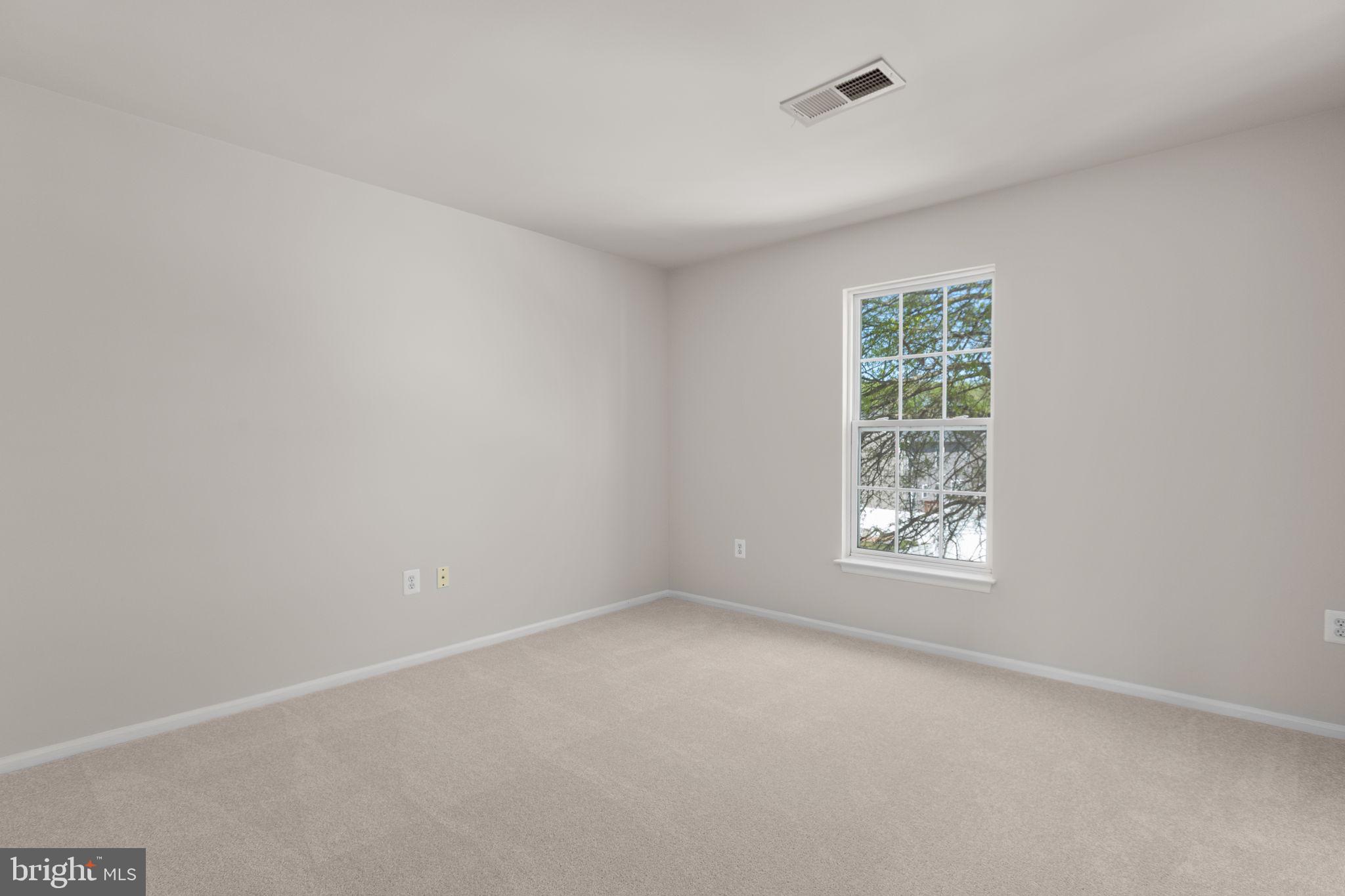 6 GLEN OAK ROAD