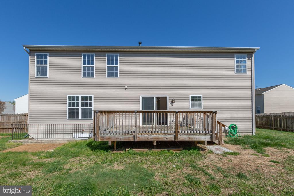 6 GLEN OAK ROAD
