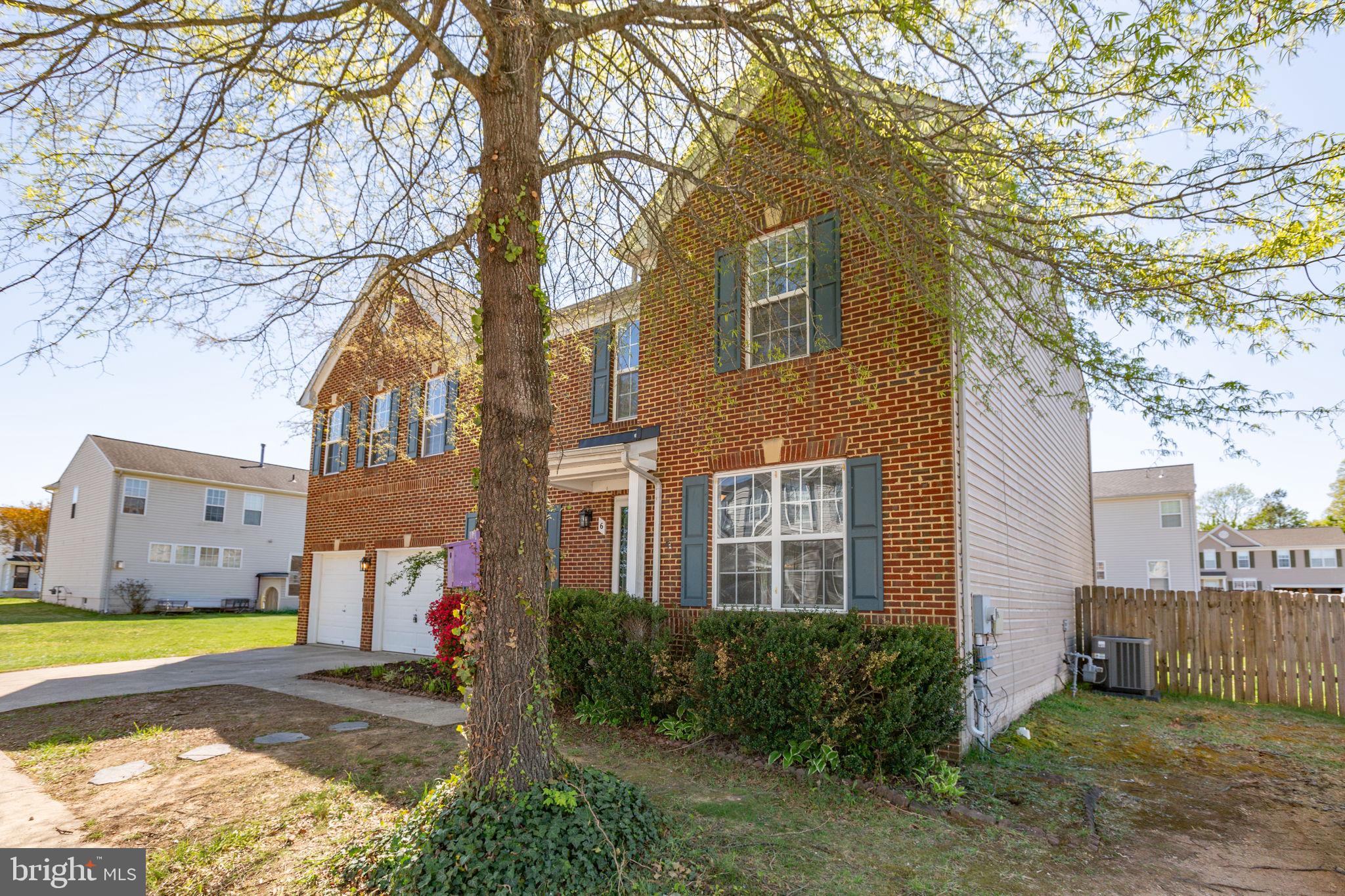 6 GLEN OAK ROAD