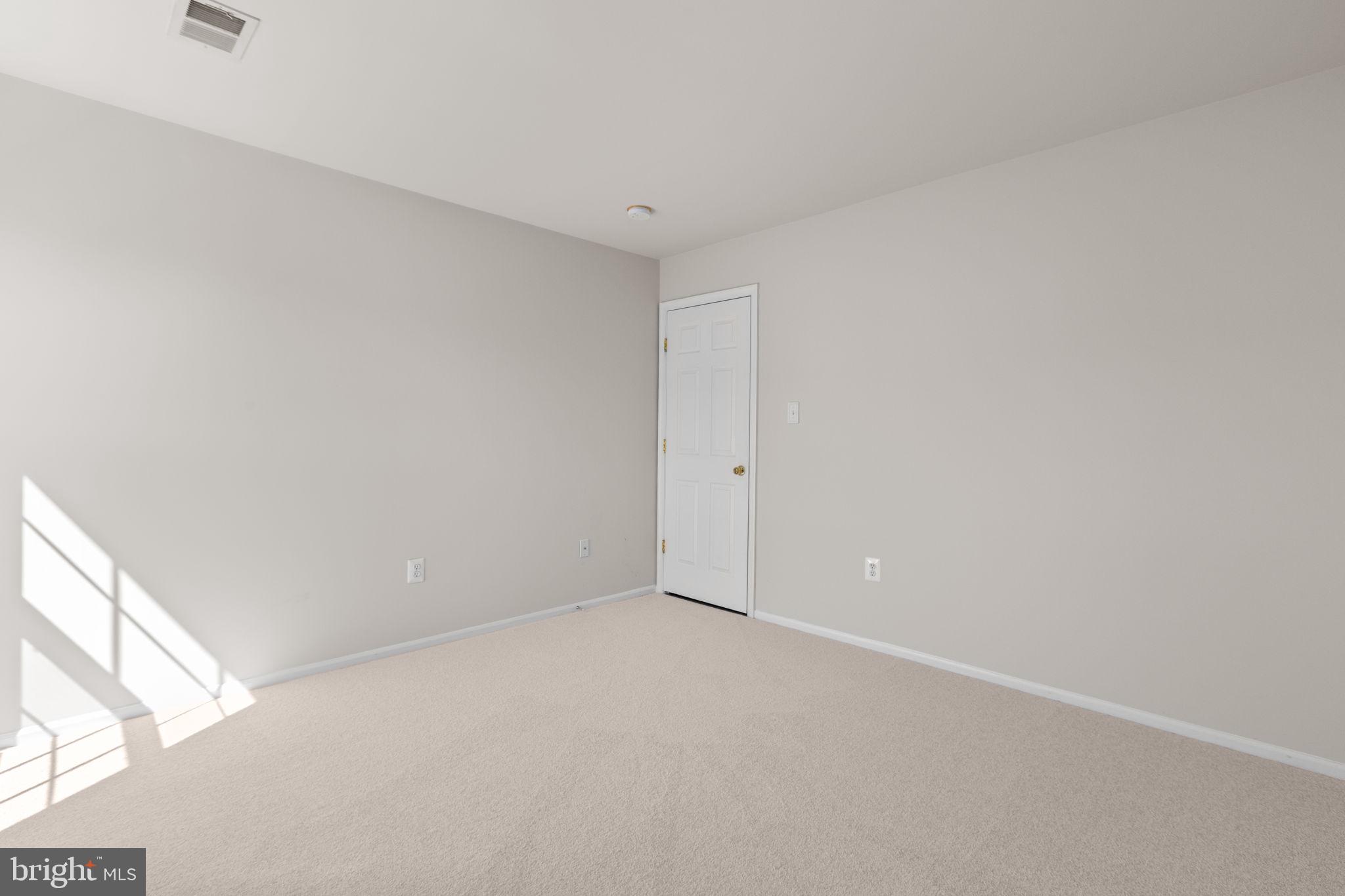 6 GLEN OAK ROAD