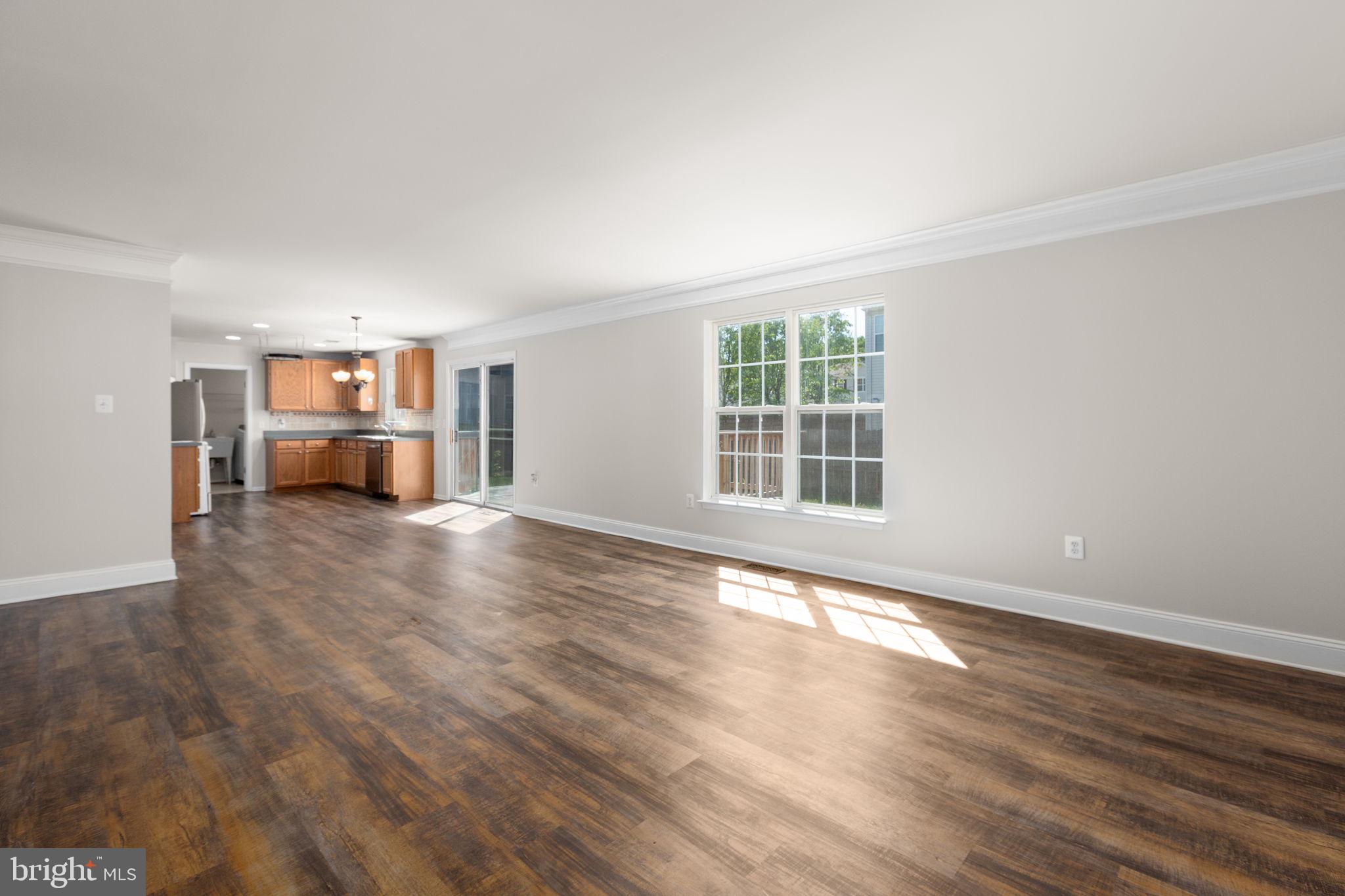 6 GLEN OAK ROAD