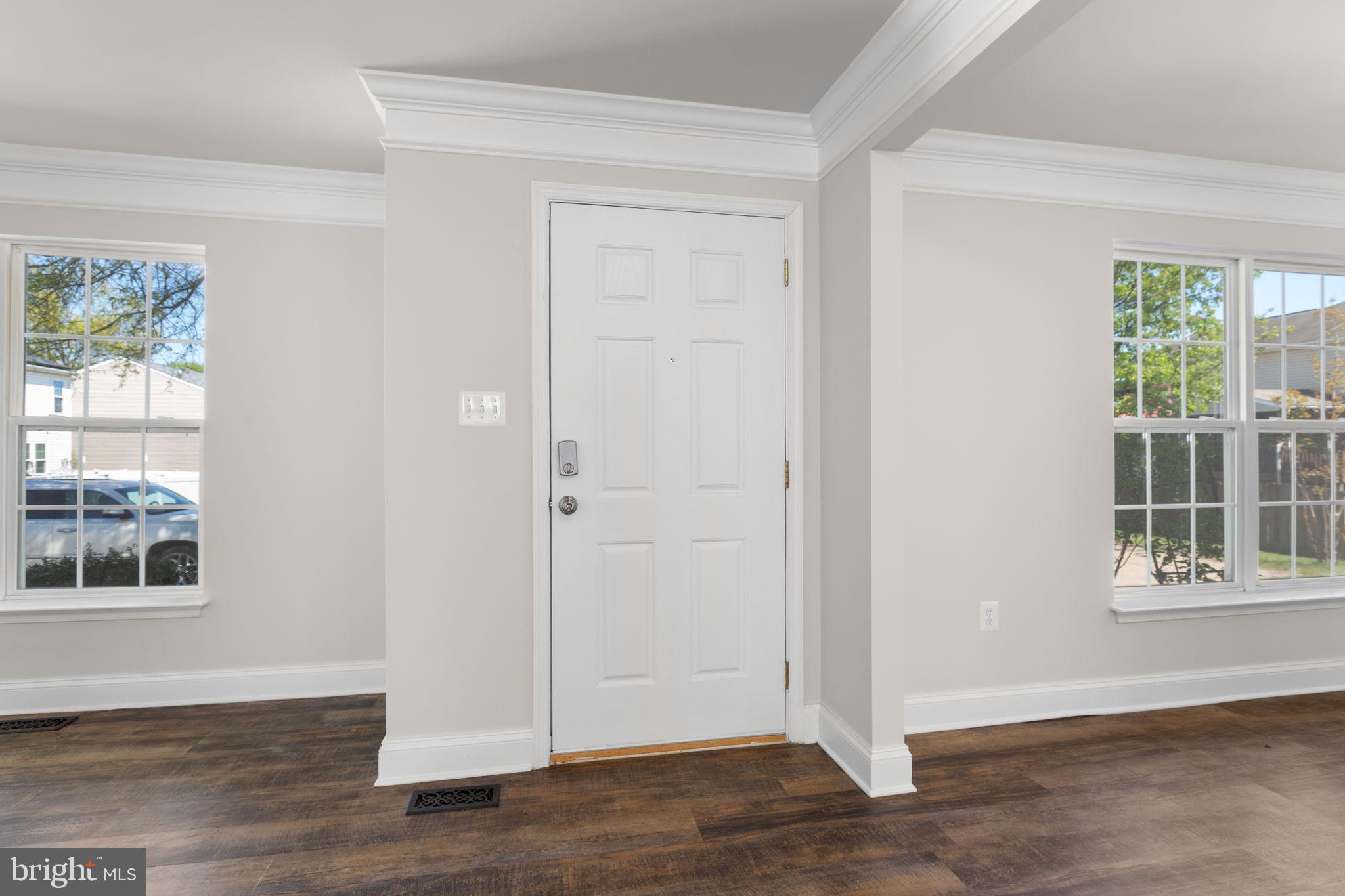 6 GLEN OAK ROAD