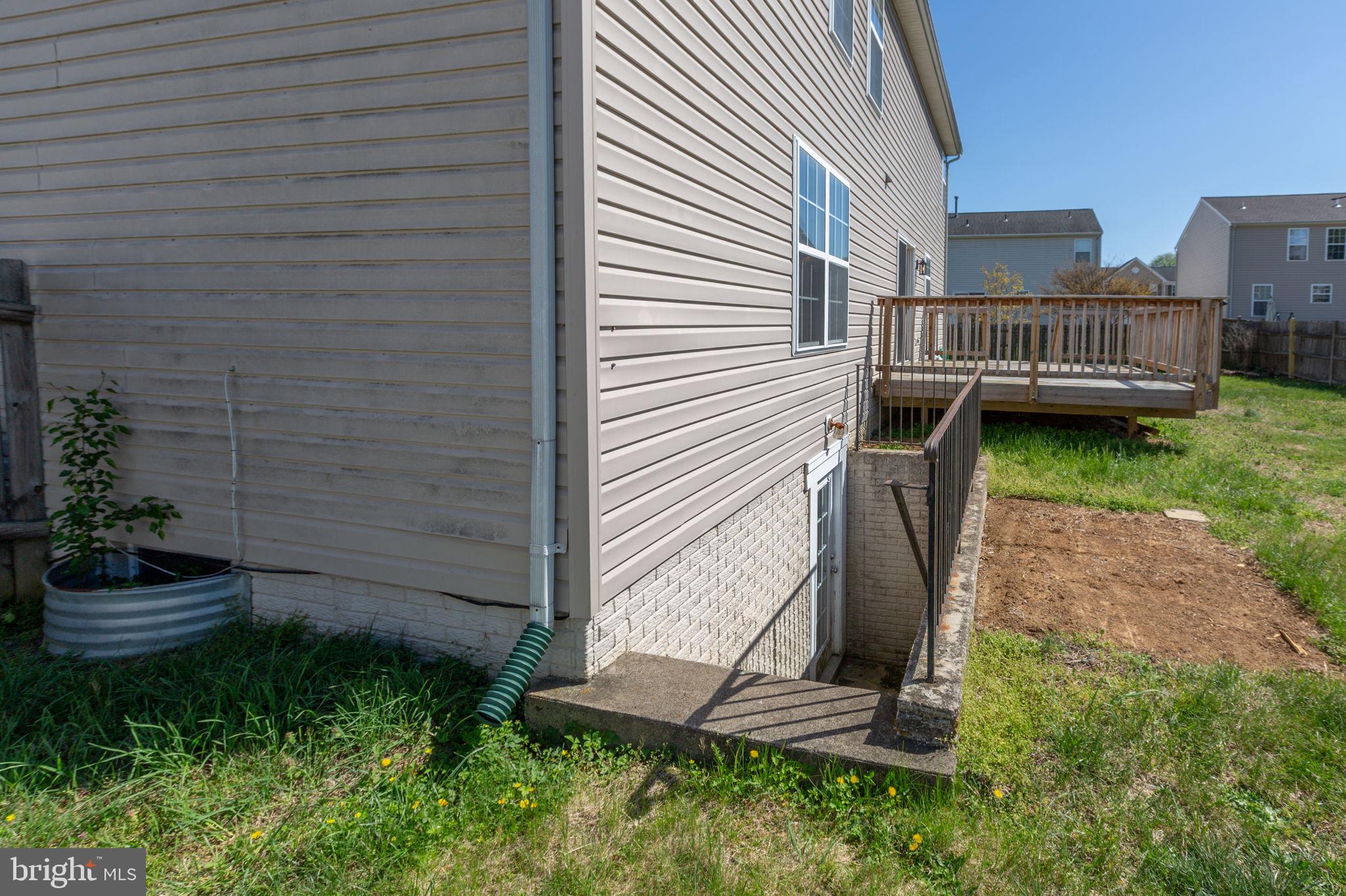 6 GLEN OAK ROAD