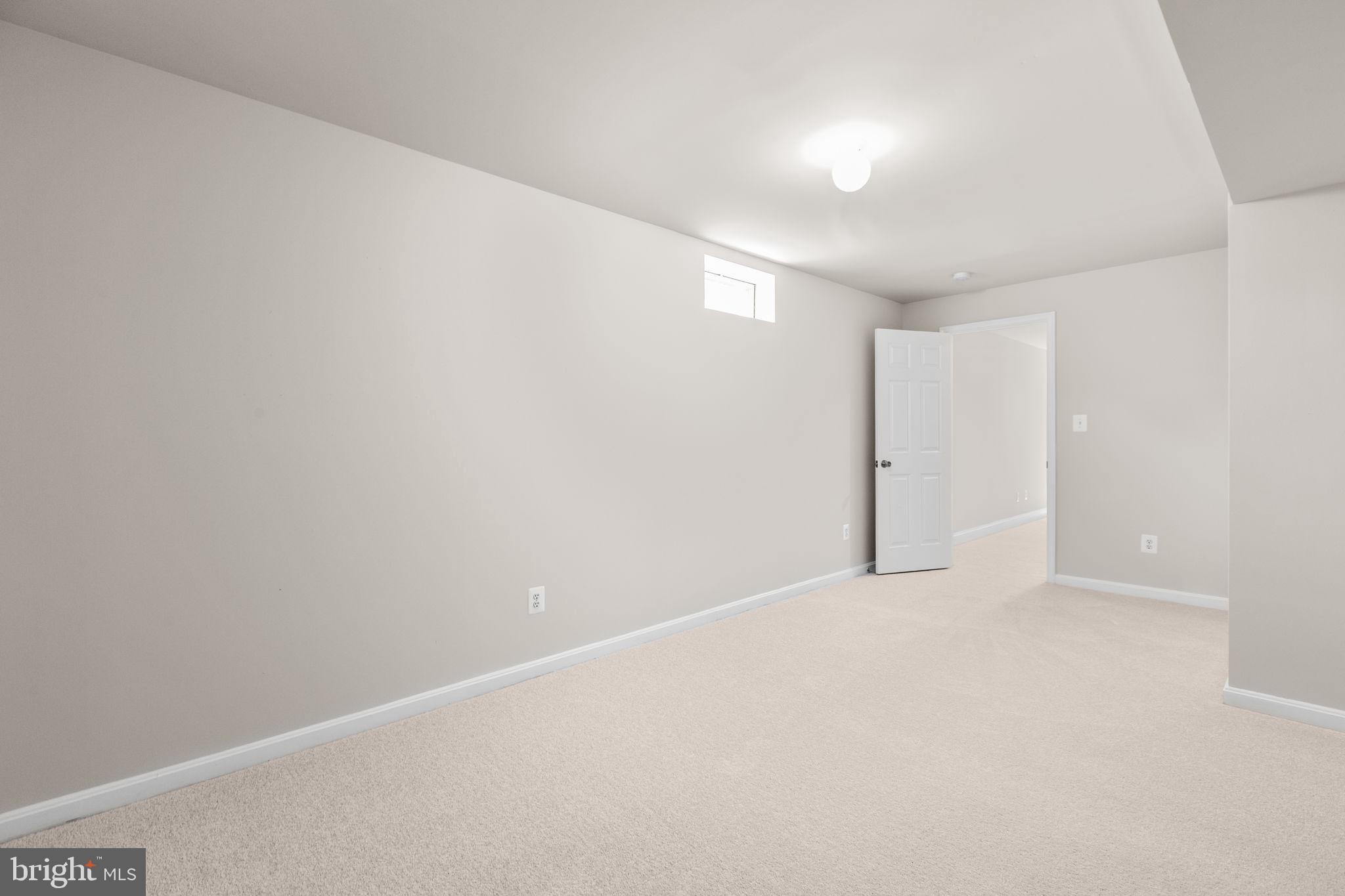 6 GLEN OAK ROAD