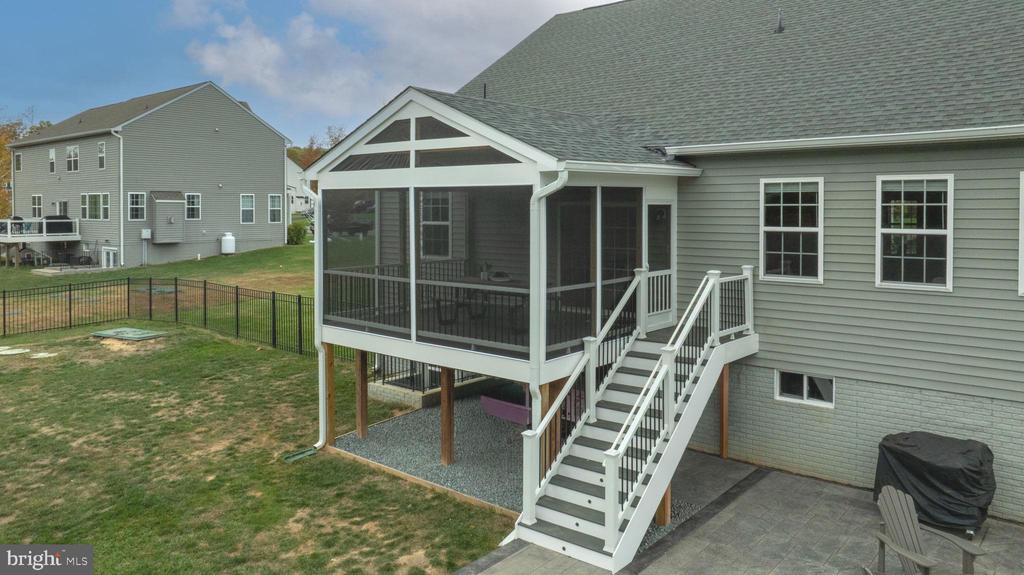 151 MOFFETT LANE