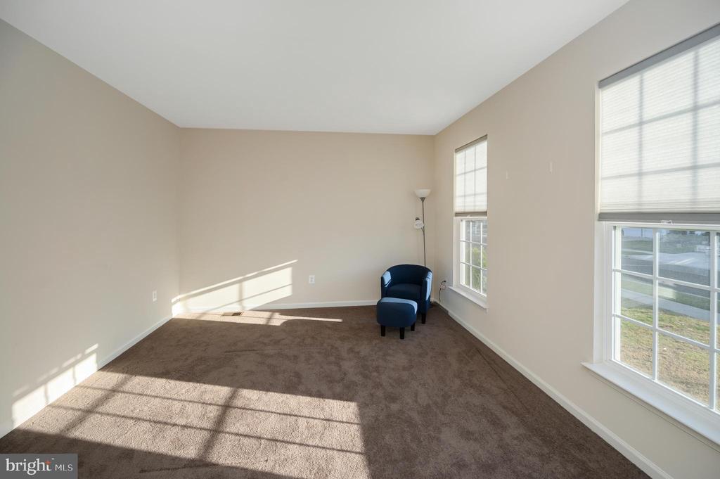 1070 CORIANDER LANE