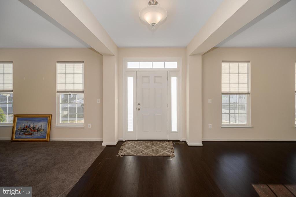 1070 CORIANDER LANE