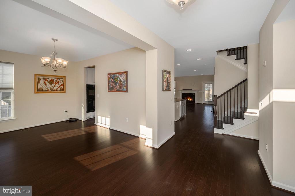 1070 CORIANDER LANE