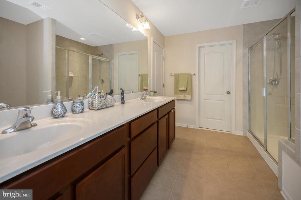 1070 CORIANDER LANE