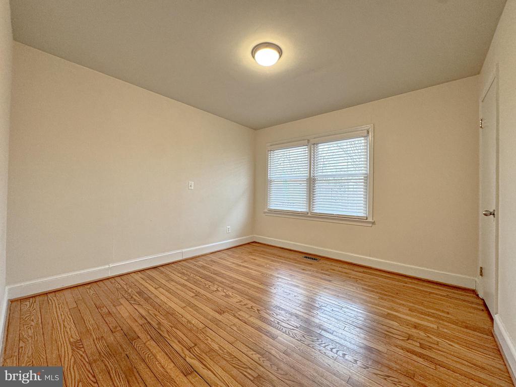10 BLAIR ROAD
