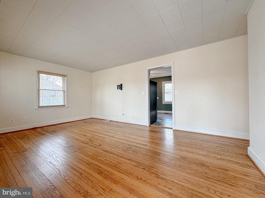 10 BLAIR ROAD