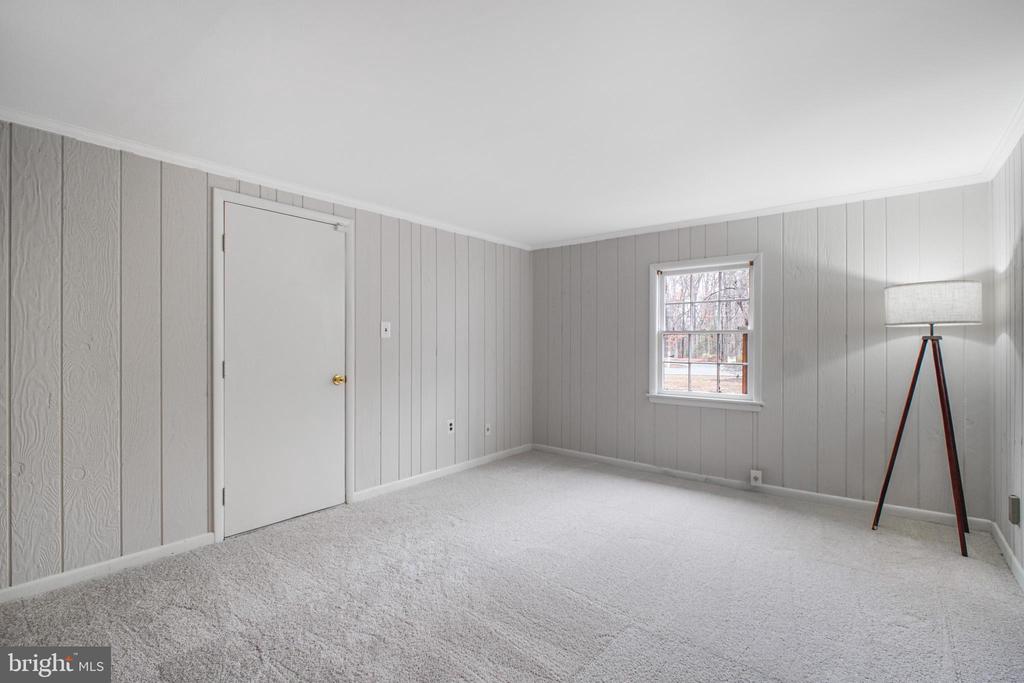 1035 AQUIA DRIVE