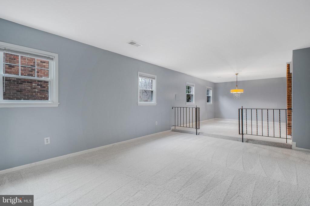 1035 AQUIA DRIVE