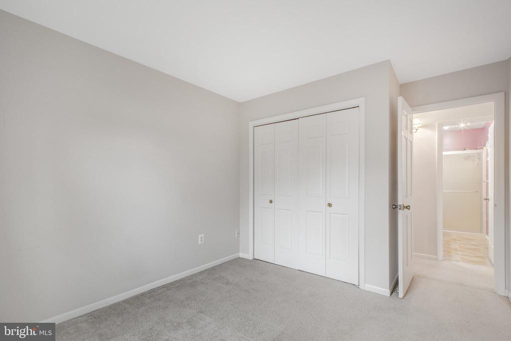 1035 AQUIA DRIVE
