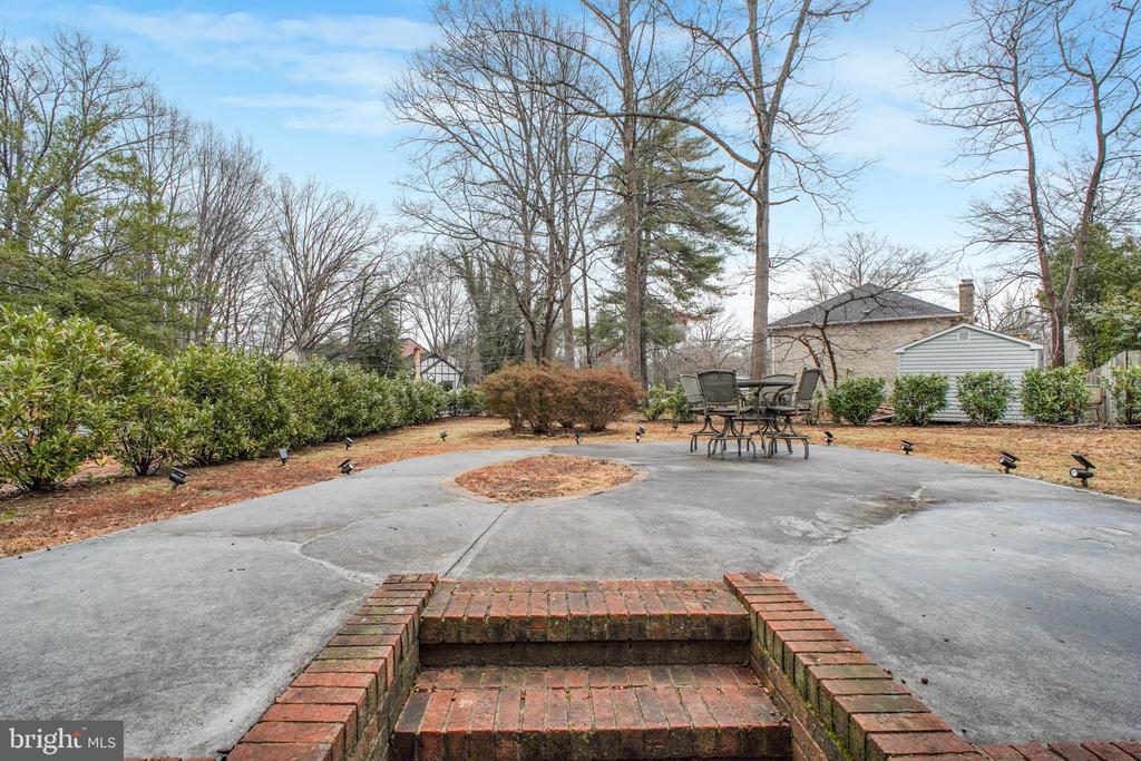 1035 AQUIA DRIVE