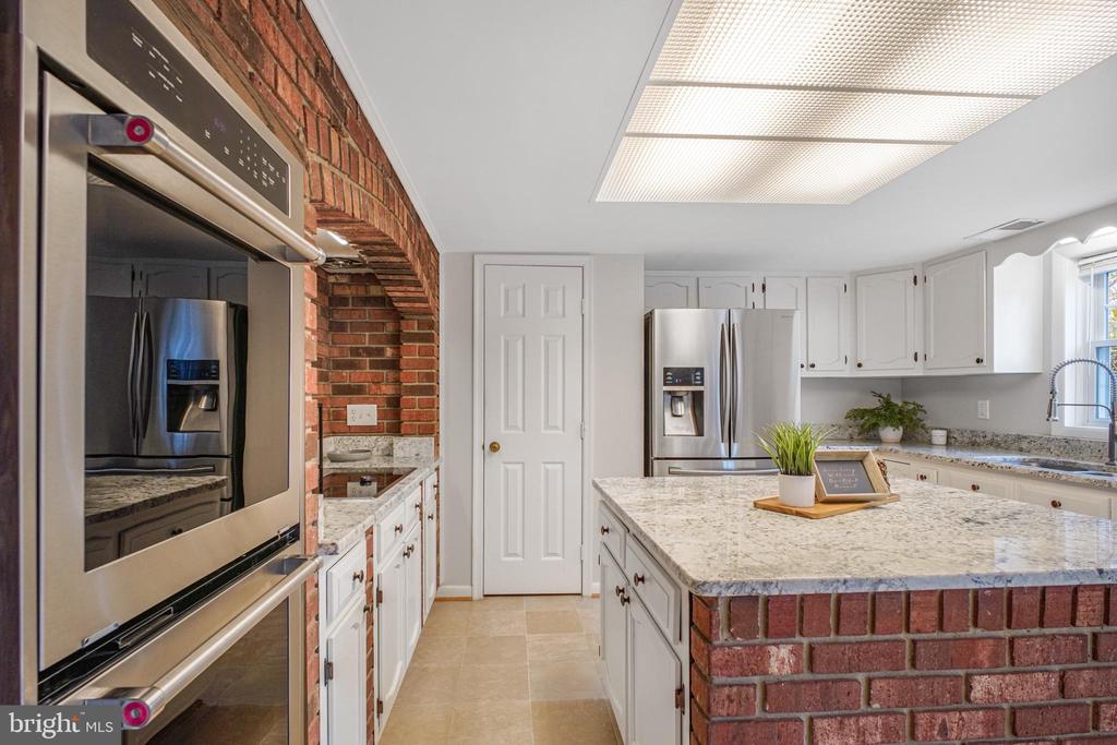 1035 AQUIA DRIVE