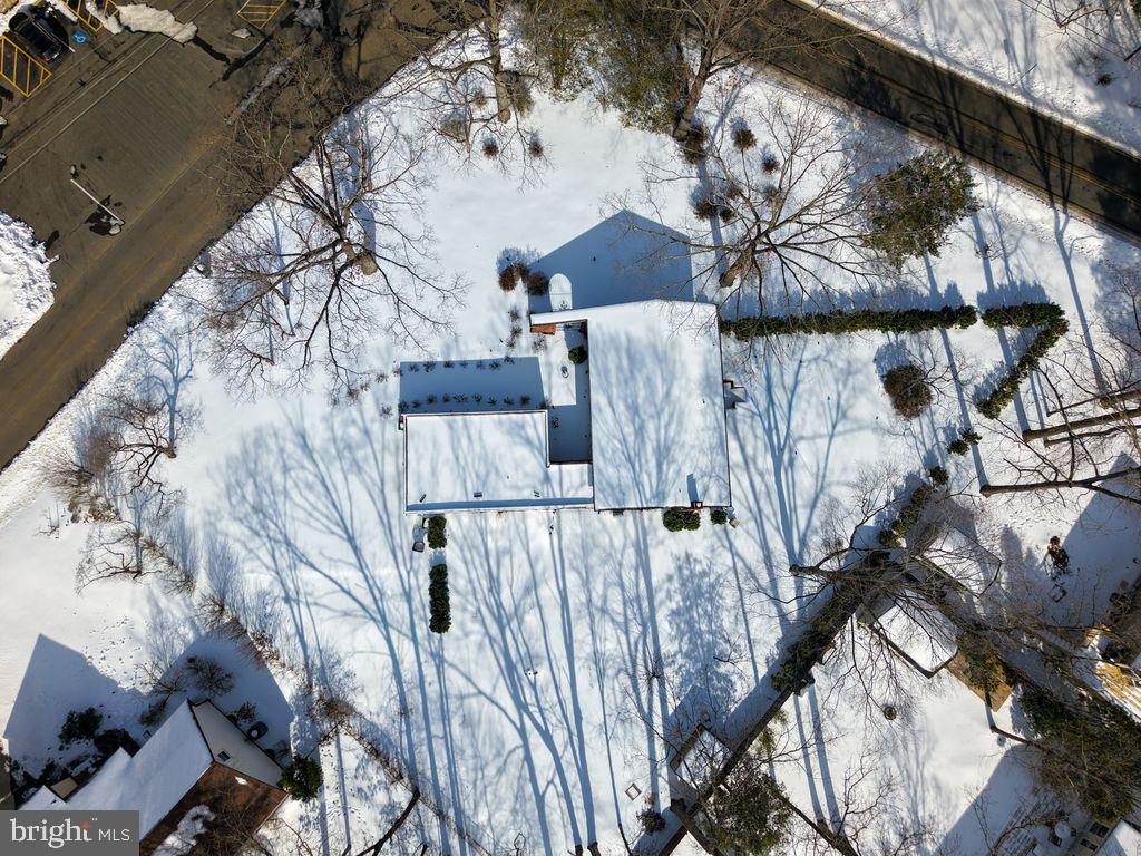 1035 AQUIA DRIVE