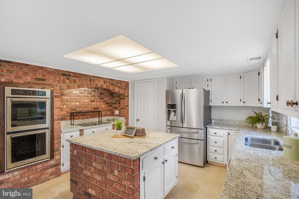 1035 AQUIA DRIVE