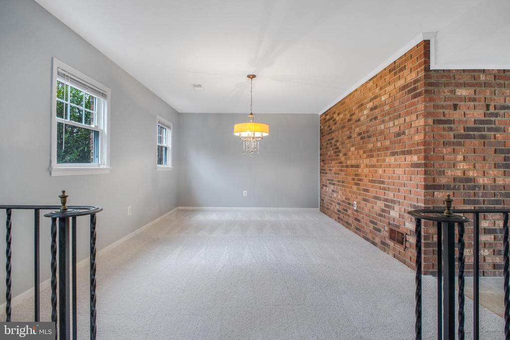 1035 AQUIA DRIVE