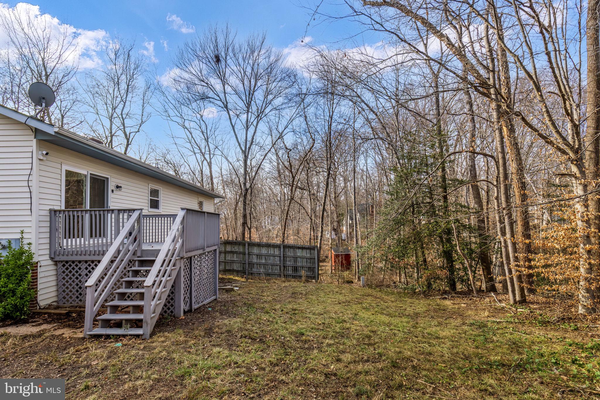 1703 SHERWOOD DR