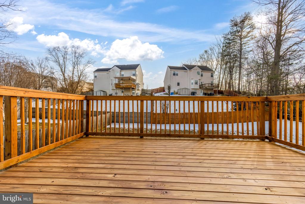 4 TAMERLANE DRIVE