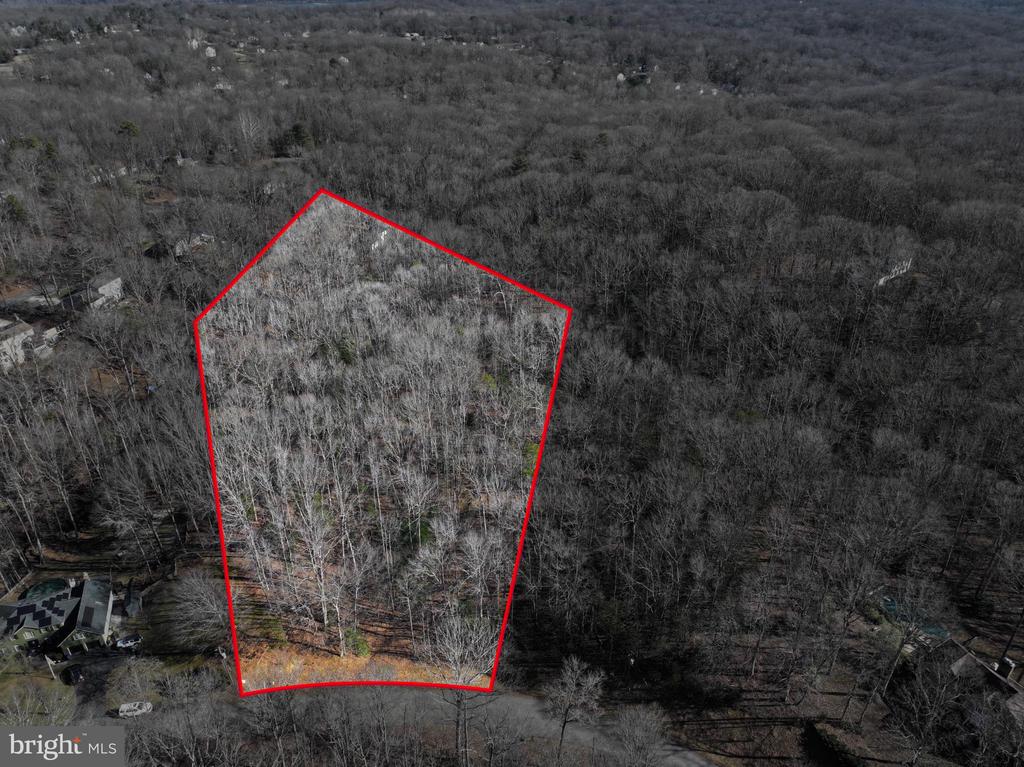 93 DENT ROAD