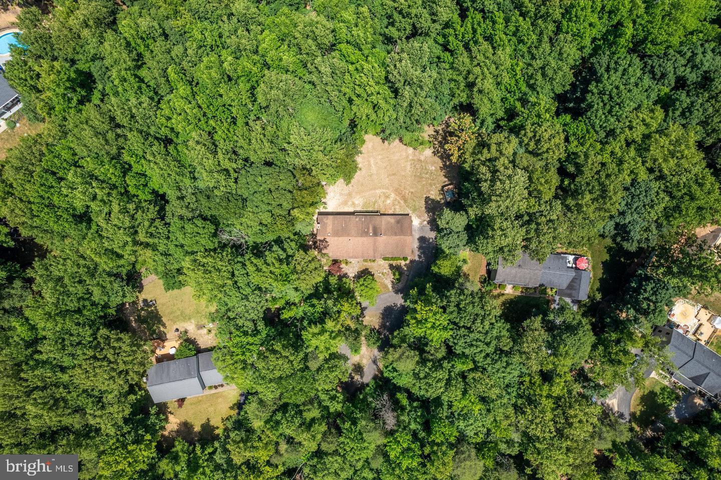 211 SLEEPY HOLLOW TRAIL