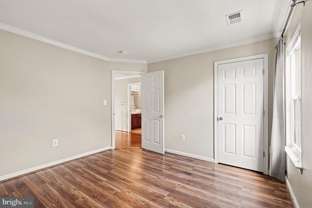 15 THAXTON COURT