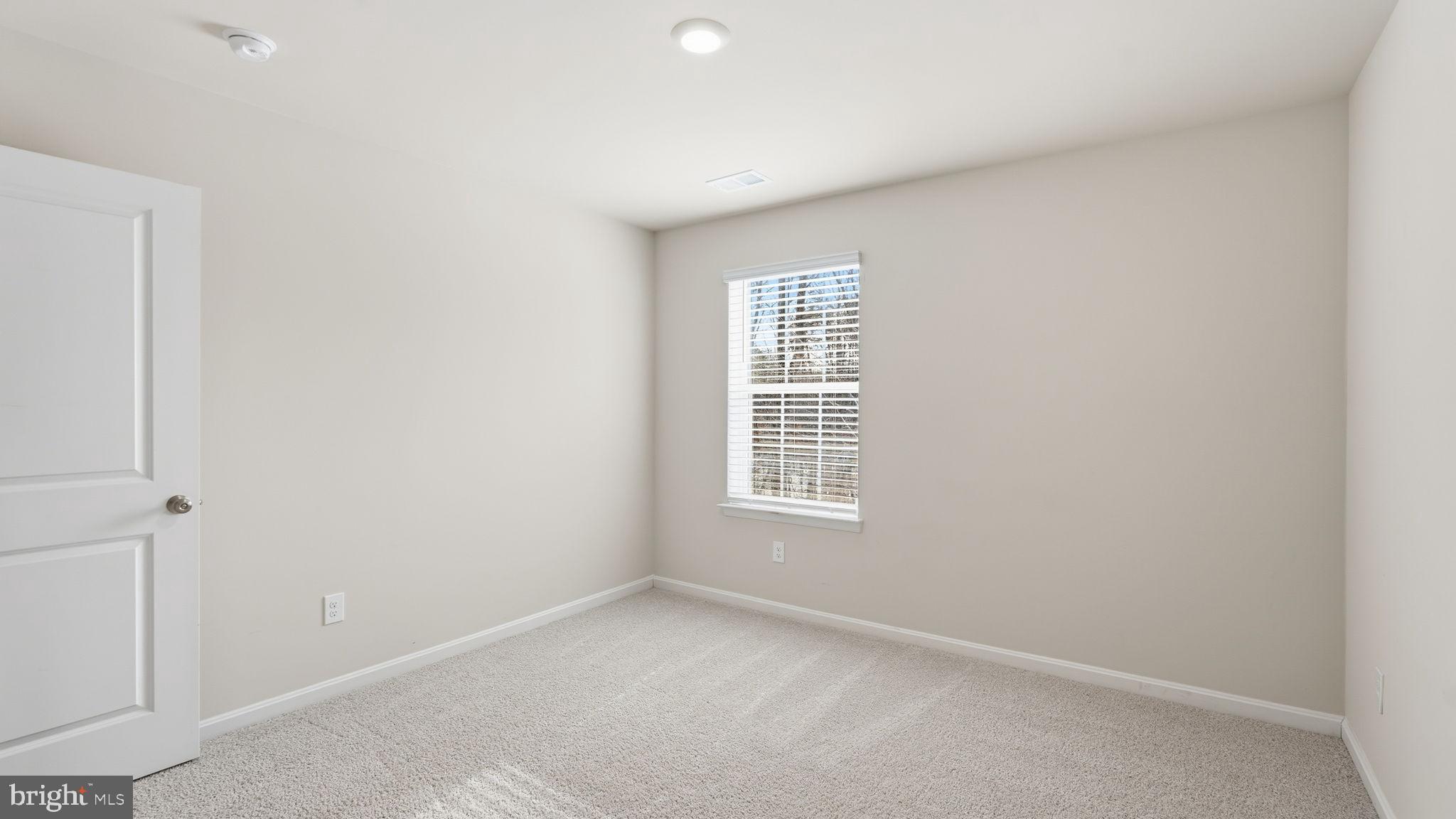 141 LIVINGWOOD COURT