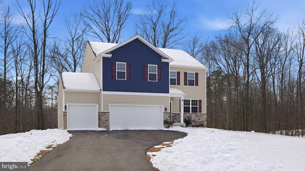 141 LIVINGWOOD COURT