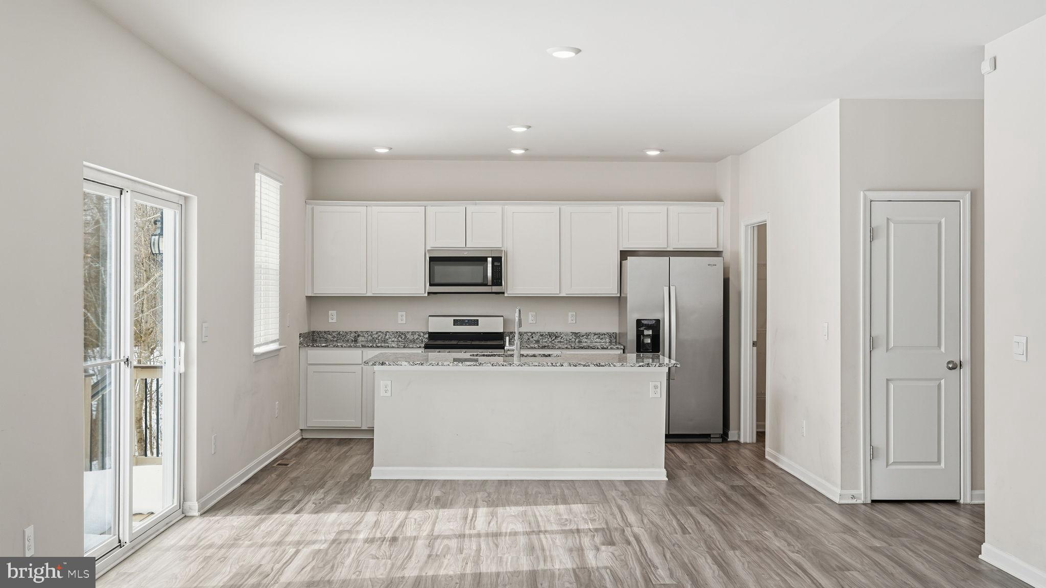 141 LIVINGWOOD COURT