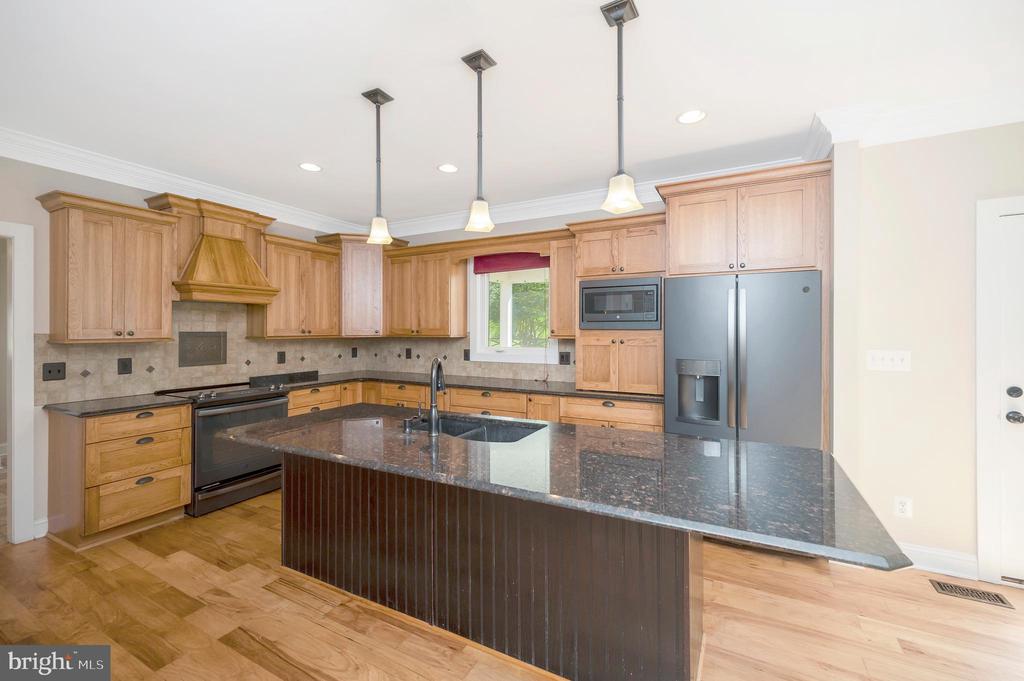 45 TURNSTONE COURT