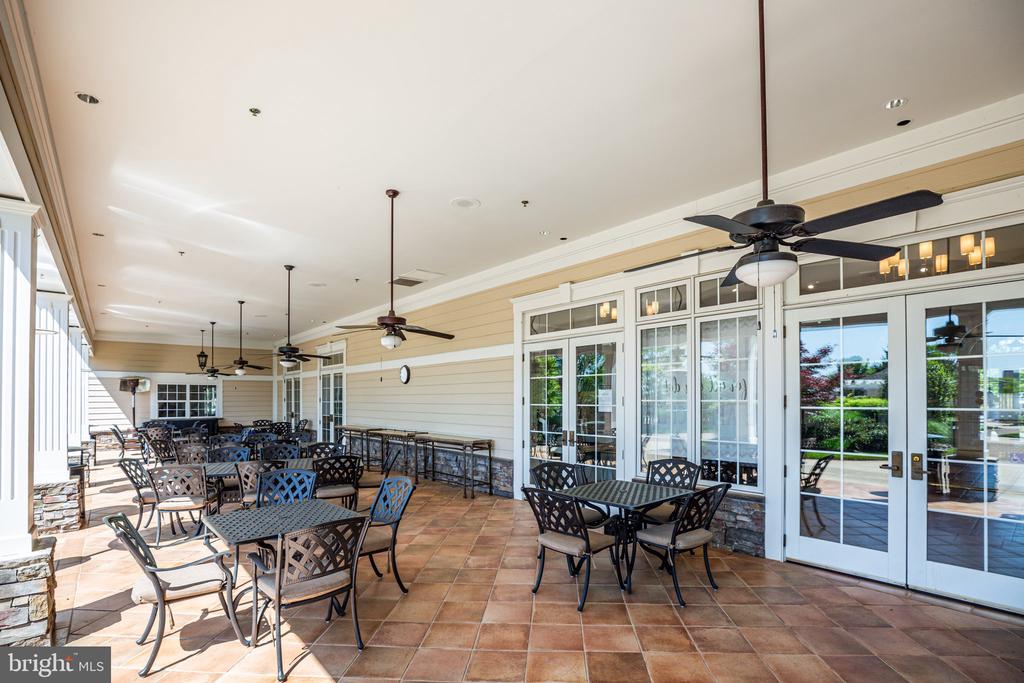 3 CHANTILLY PLACE