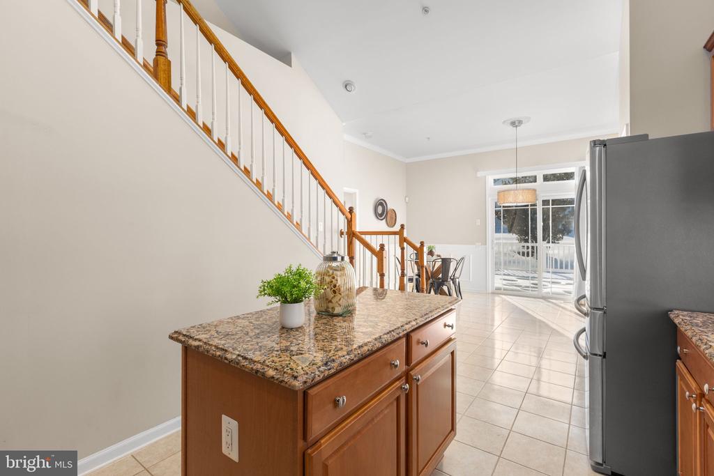3 CHANTILLY PLACE