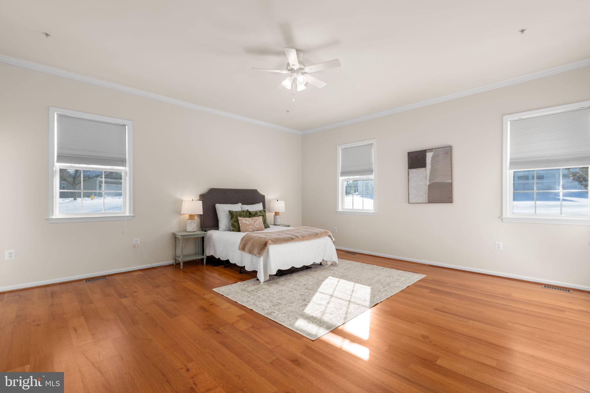 3 CHANTILLY PLACE