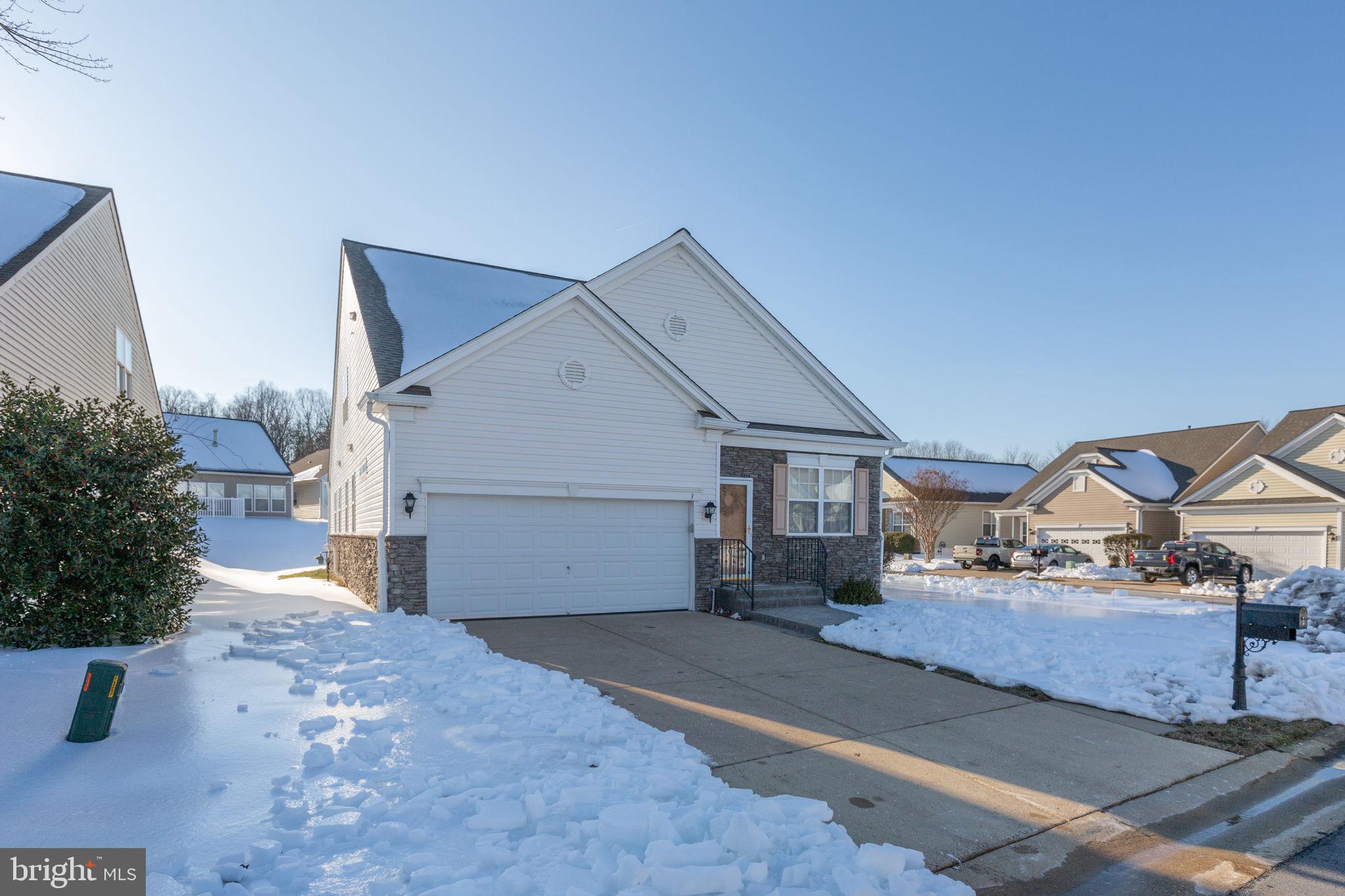 3 CHANTILLY PLACE