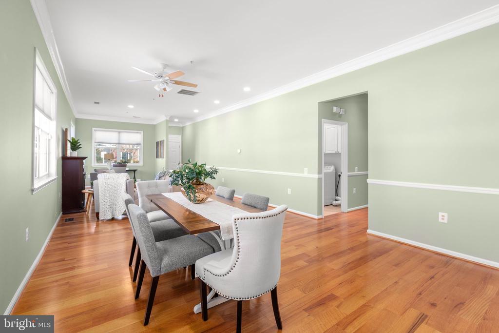 3 CHANTILLY PLACE