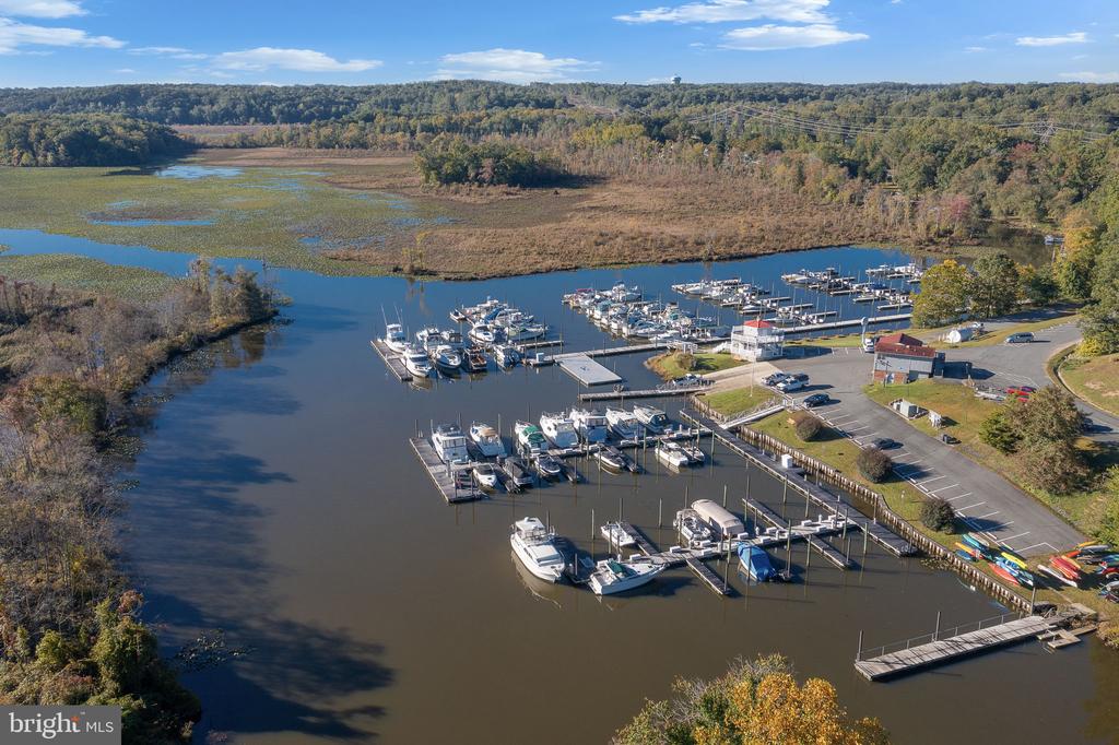 108 COLUMBUS COVE